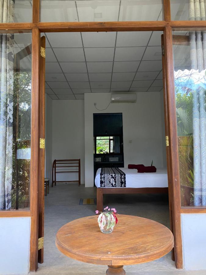 Hotel The Dale Mirissa Extérieur photo
