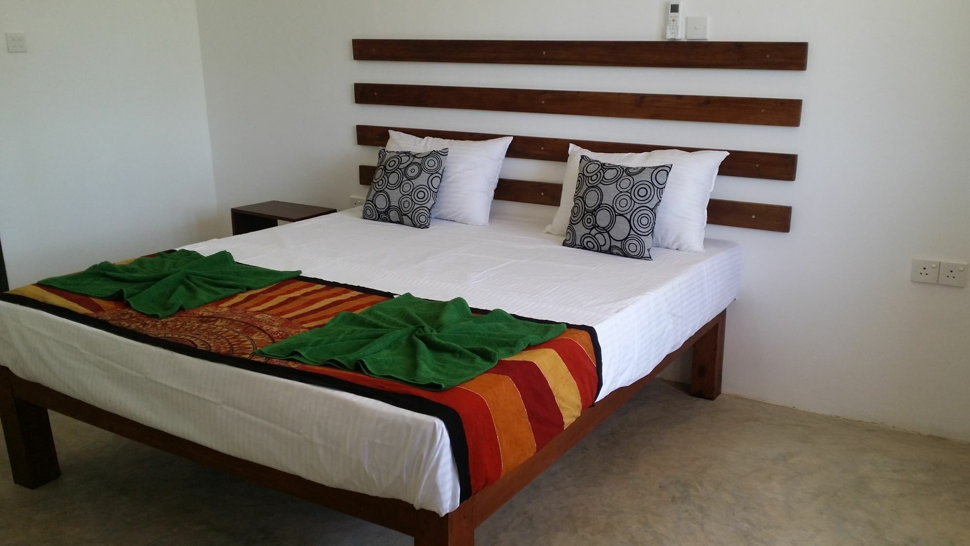 Hotel The Dale Mirissa Extérieur photo